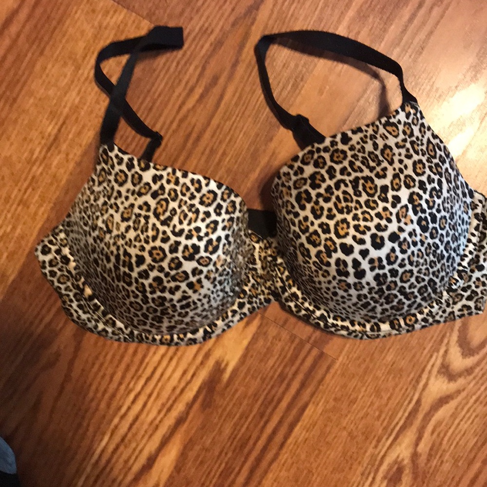 Victoria Secrets Bra